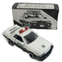 トミカ R31 スカイライン パトロールカー